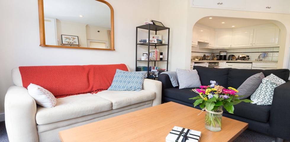 			WATER INCLUDED, 1 Bedroom, 1 bath, 1 reception Flat			 Dartmouth Road, KILBURN/WILLESDEN GREEN